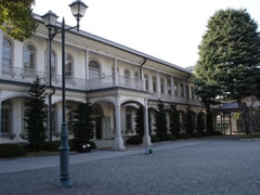 龍谷大学本館