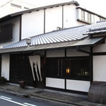 松前屋