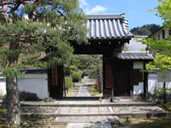 圓光寺：山門