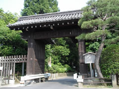 泉涌寺：山門
