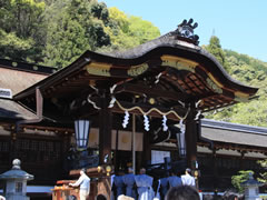 松尾大社：本殿
