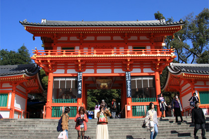 八坂神社：西楼門