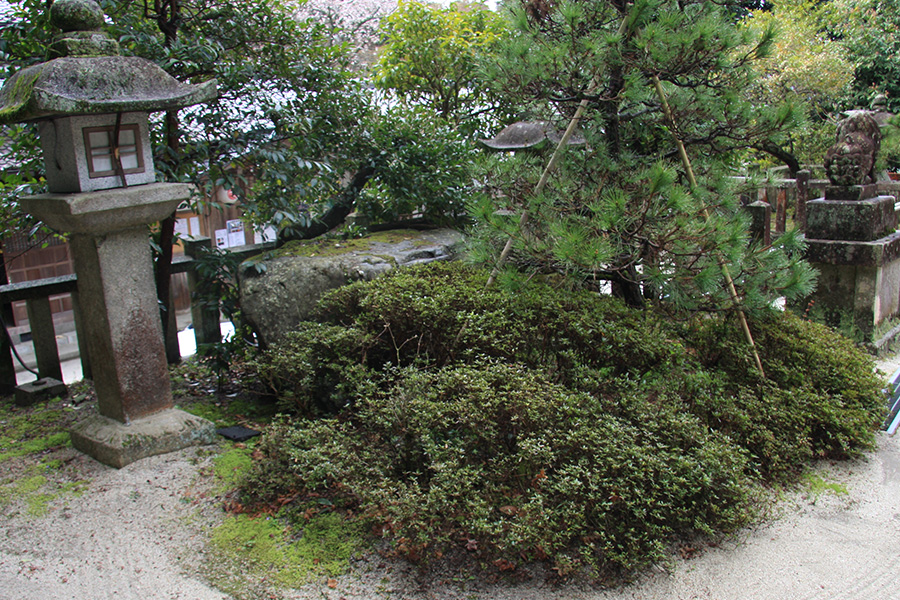 八大神社