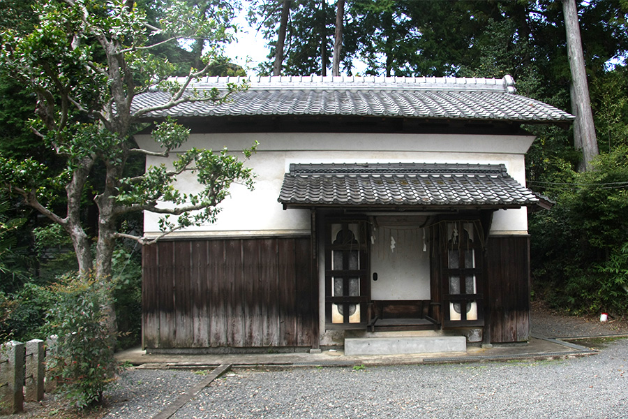 石座神社