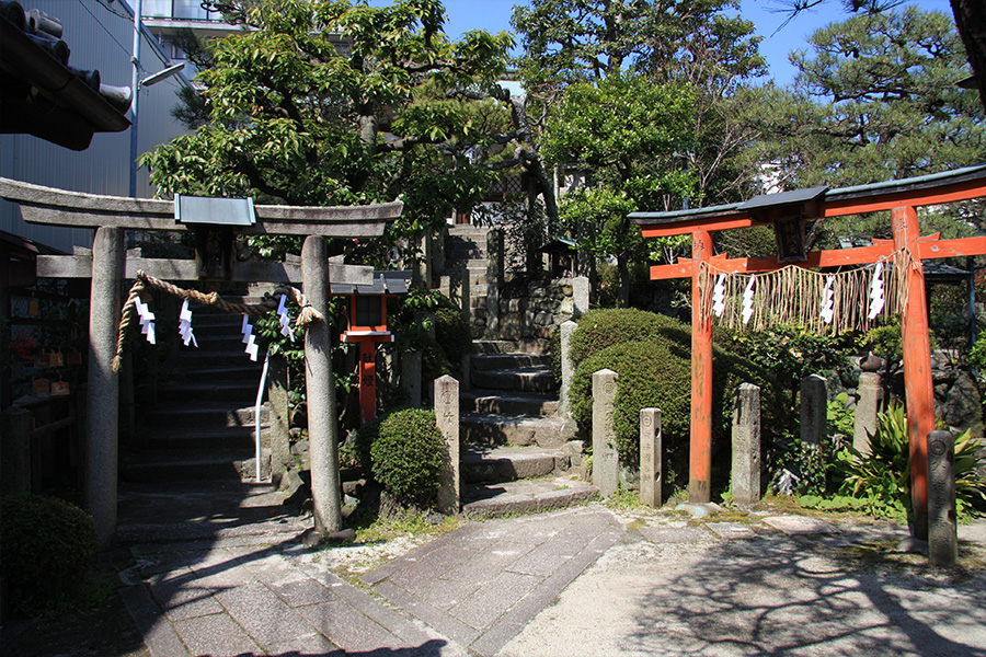 首途八幡宮