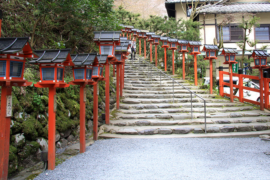 貴船神社