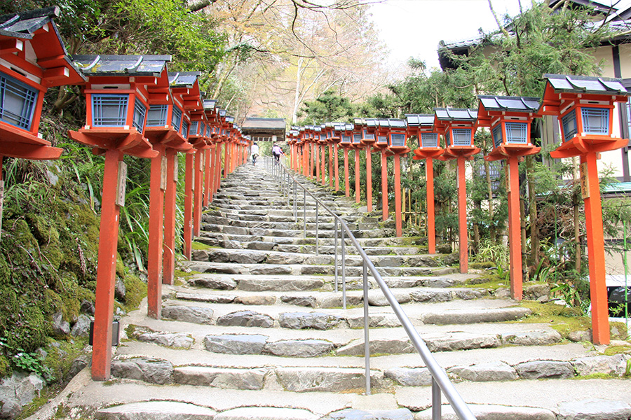 貴船神社