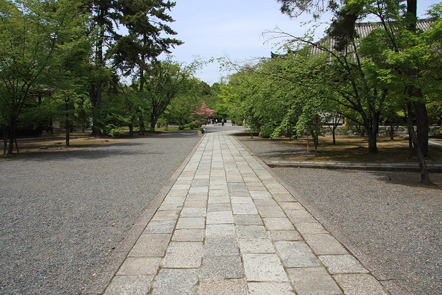 広隆寺