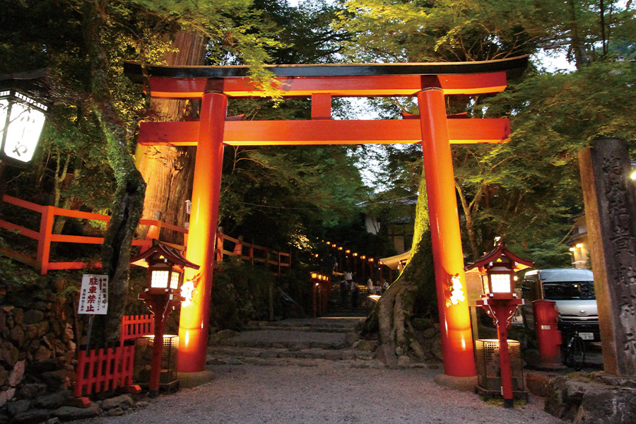 貴船神社　七夕飾りライトアップ