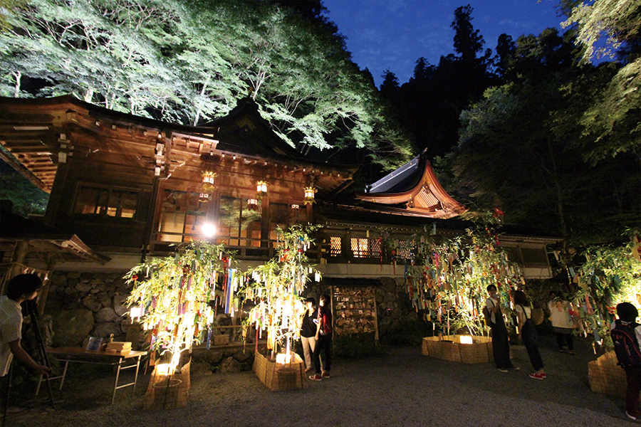 貴船神社　七夕飾りライトアップ