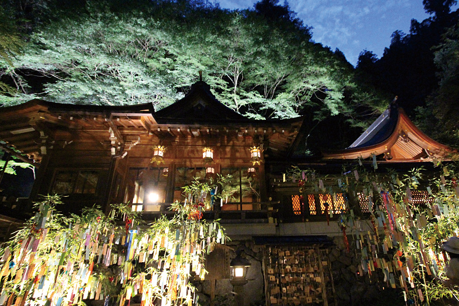 貴船神社　七夕飾りライトアップ