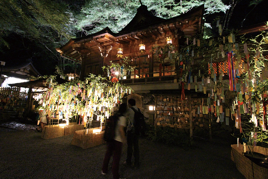 貴船神社　七夕飾りライトアップ